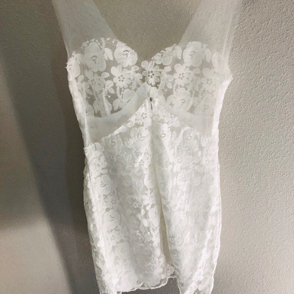 Lace White Dress.